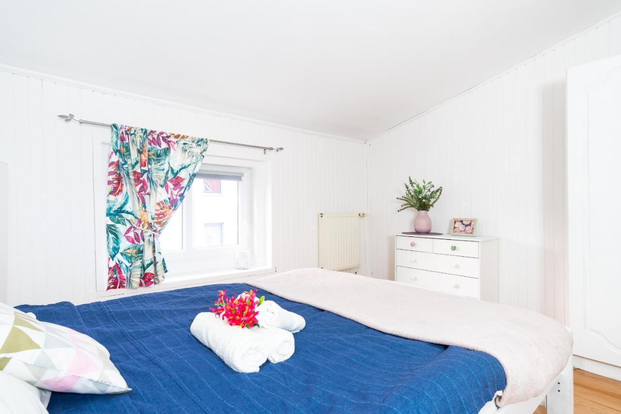 Cosy & Comfy - Old Town Apartment Познан Екстериор снимка